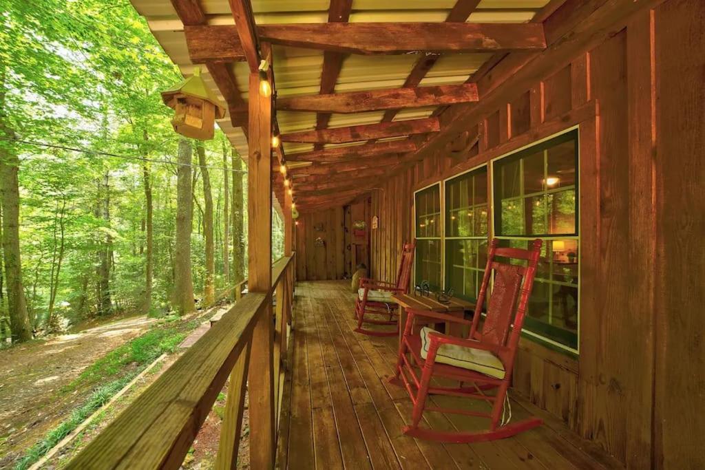 Bear Den Bungalow With Hot Tub Near Blue Ridge And Ellijay Exteriör bild